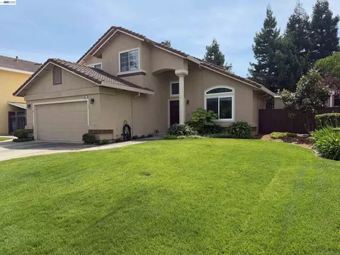 4451 Gale St, Livermore, CA 94550