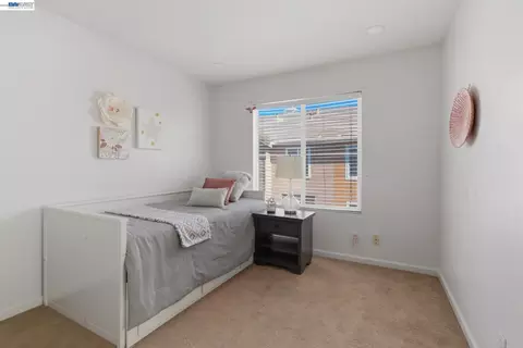 Bedroom - 4731 Mangrove Dr, Dublin, CA 94568 photo 2 of 3