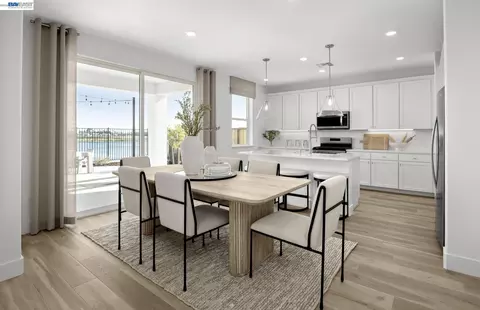 Dining - 534 Lee Loop, Discovery Bay, CA 94505 photo 1 of 1