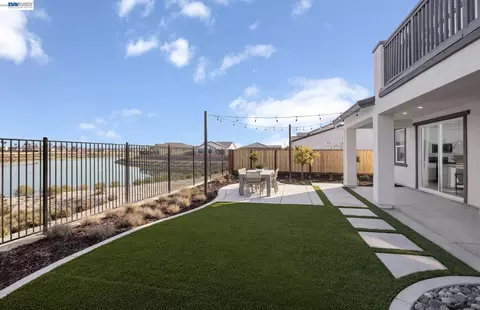 Exterior - 534 Lee Loop, Discovery Bay, CA 94505 photo 2 of 2