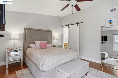 Bedroom - 4231 Dubhe Ct, Concord, CA 94521 photo 7 of 8