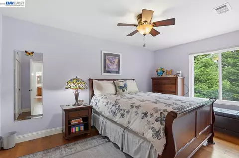 Bedroom - 4231 Dubhe Ct, Concord, CA 94521 photo 4 of 8