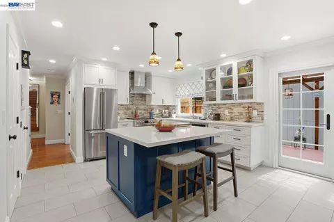 Kitchen - 4231 Dubhe Ct, Concord, CA 94521 photo 3 of 5