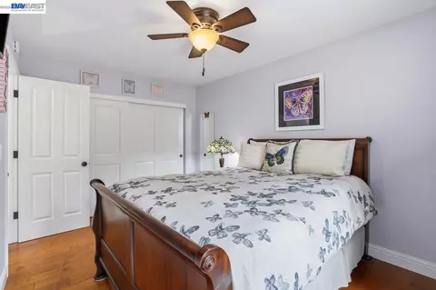 Bedroom - 4231 Dubhe Ct, Concord, CA 94521 photo 6 of 8
