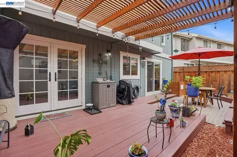 Exterior - 4231 Dubhe Ct, Concord, CA 94521 photo 3 of 7