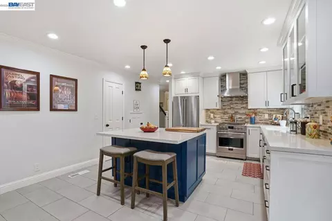 Kitchen - 4231 Dubhe Ct, Concord, CA 94521 photo 4 of 5