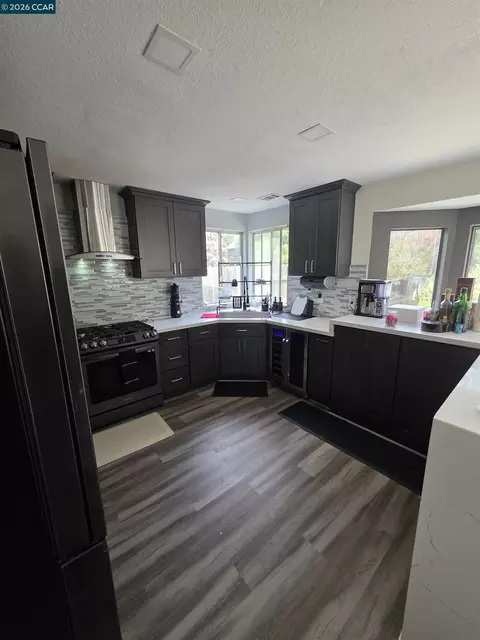 Kitchen - 1020 Pueblo Ct, Vallejo, CA 94591 photo 1 of 2