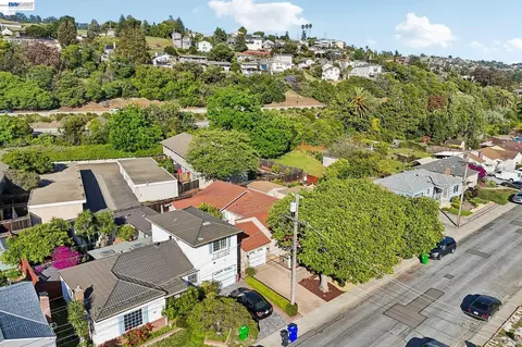 View/Area - 14564 Wake Ave, San Leandro, CA 94578 photo 1 of 1