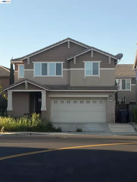 260 Heritage Ln, Dixon, CA 95620