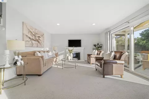 Living - Undisclosed, Livermore, CA 94550 photo 5 of 6