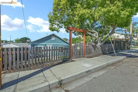 Exterior - 180 Hill Ave, Oakley, CA 94561 photo 11 of 13