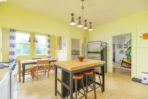 1735 Tenth St, Berkeley, CA 94710 photo 7