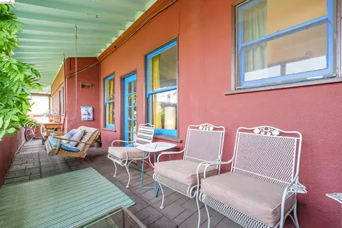 1735 Tenth St, Berkeley, CA 94710 photo 3