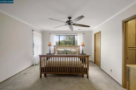 Bedroom - 5184 Darby Russell Rd, Murphys, CA 95247 photo 1 of 6