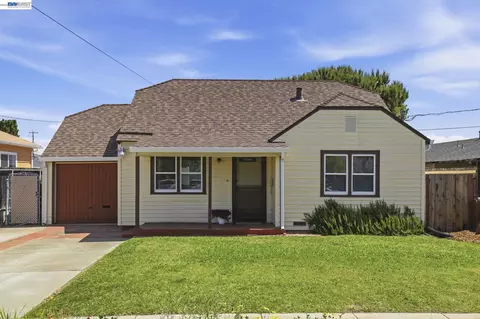37340 Locust St, Newark, CA 94560