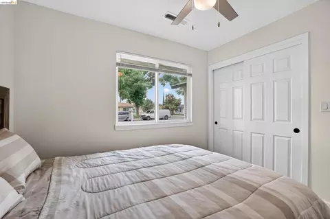 Bedroom - 853 Sutherland Dr, Stockton, CA 95210 photo 6 of 11