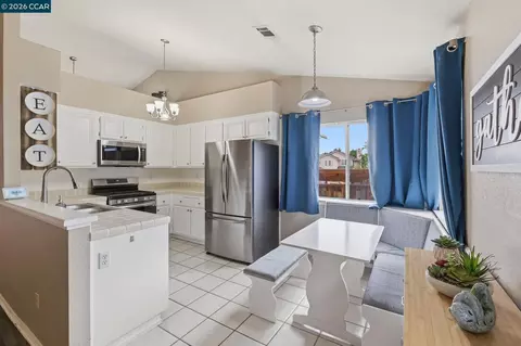 Kitchen - 2805 Ford Ct, Antioch, CA 94509 photo 1 of 2