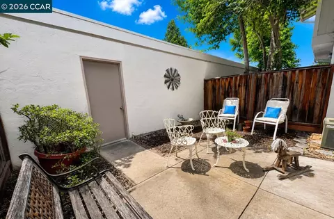 Exterior - 1815 Wildbrook Ct #C, Concord, CA 94521 photo 3 of 8