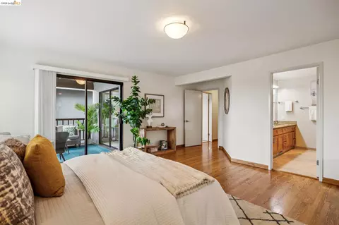 Bedroom - 862 Hillside Ave, Albany, CA 94706 photo 3 of 11