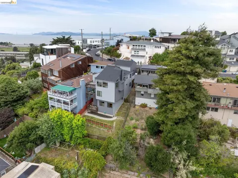 View/Area - 862 Hillside Ave, Albany, CA 94706 photo 5 of 9