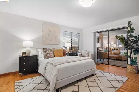 Bedroom - 862 Hillside Ave, Albany, CA 94706 photo 2 of 11