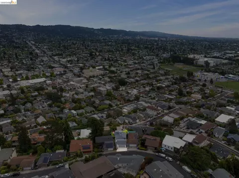 View/Area - 862 Hillside Ave, Albany, CA 94706 photo 9 of 9