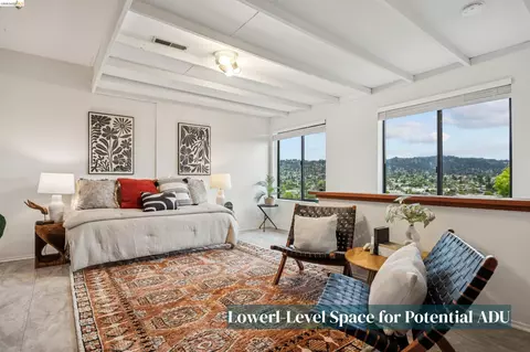 Bedroom - 862 Hillside Ave, Albany, CA 94706 photo 10 of 11
