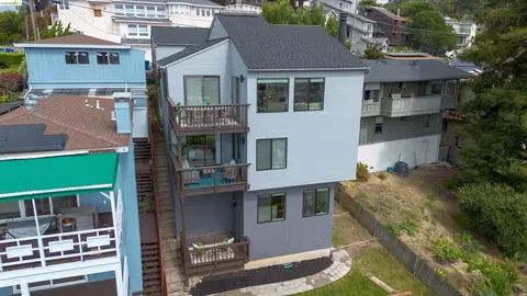 Exterior - 862 Hillside Ave, Albany, CA 94706 photo 12 of 13