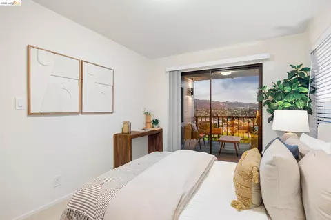 Bedroom - 862 Hillside Ave, Albany, CA 94706 photo 6 of 11