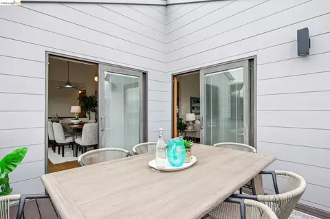 Exterior - 862 Hillside Ave, Albany, CA 94706 photo 5 of 13