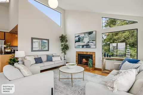 Living - 862 Hillside Ave, Albany, CA 94706 photo 2 of 8