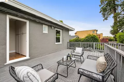 Exterior - 922 Carmel Ave, Albany, CA 94706 photo 6 of 27