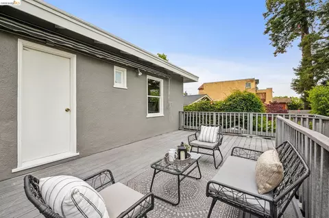 Exterior - 922 Carmel Ave, Albany, CA 94706 photo 5 of 27