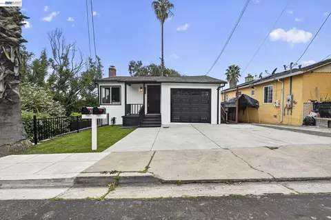24657 Leona Dr, Hayward, CA 94542