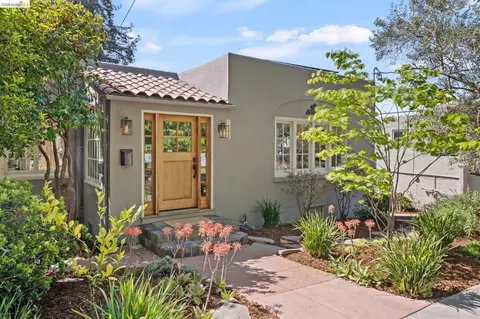 1788 San Lorenzo Ave, Berkeley, CA 94707