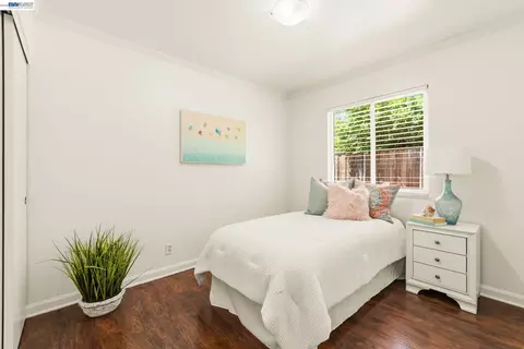 Bedroom - 38 Kings Ct, Bay Point, CA 94565 photo 5 of 11