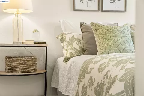 Bedroom - 38 Kings Ct, Bay Point, CA 94565 photo 10 of 11