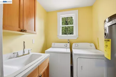 Other - 359 Parrott St, San Leandro, CA 94577 photo 2 of 5