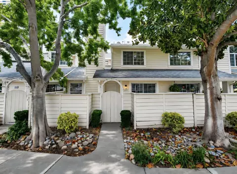 7361 Stonedale Dr, Pleasanton, CA 94588