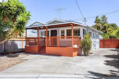 21060 Western Blvd, Hayward, CA 94541