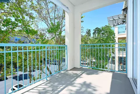 1840 Tice Creek Dr #2345, Walnut Creek, CA 94595