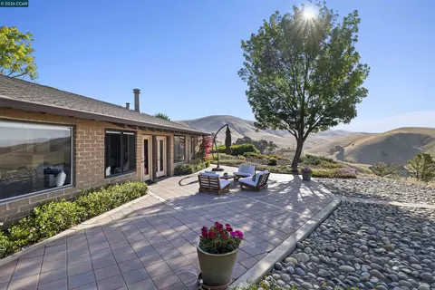 Exterior - 9015 Doubletree Ln, Livermore, CA 94551 photo 12 of 13