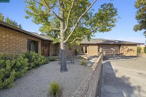Exterior - 9015 Doubletree Ln, Livermore, CA 94551 photo 5 of 13