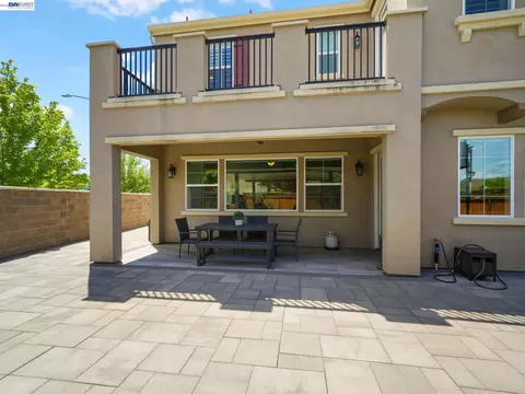 Exterior - 7200 Kylemore Ct, Dublin, CA 94568 photo 8 of 10