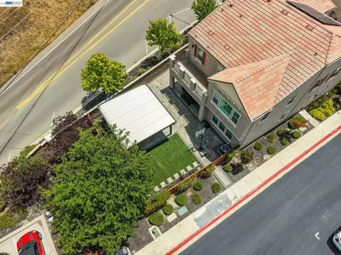 View/Area - 7200 Kylemore Ct, Dublin, CA 94568 photo 7 of 7