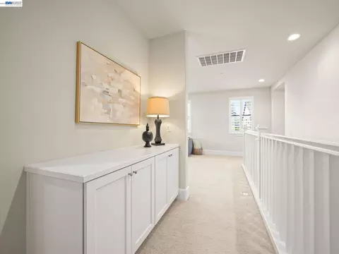Entry Way - 7200 Kylemore Ct, Dublin, CA 94568 photo 2 of 4