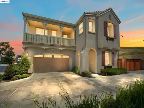 7200 Kylemore Ct, Dublin, CA 94568