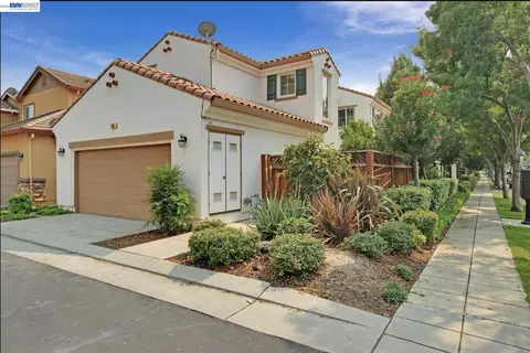 98 W Atento Ln, Mountain House, CA 95391