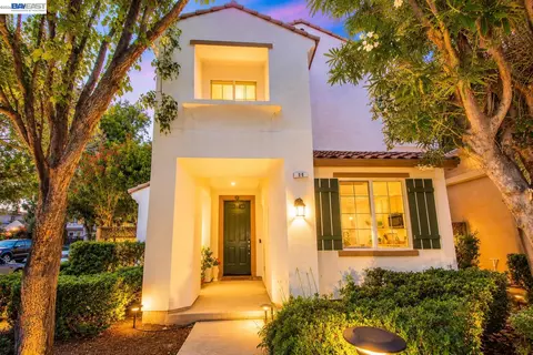 98 W Atento Ln, Mountain House, CA 95391