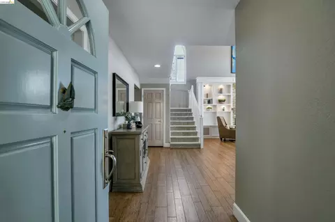 Entry Way - 4775 Discovery Pt, Discovery Bay, CA 94505 photo 1 of 5